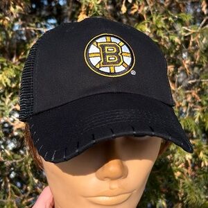 Vintage 2012 Boston Bruins 🏒 trucker mesh snapback hat baseball cap NHL Y2K